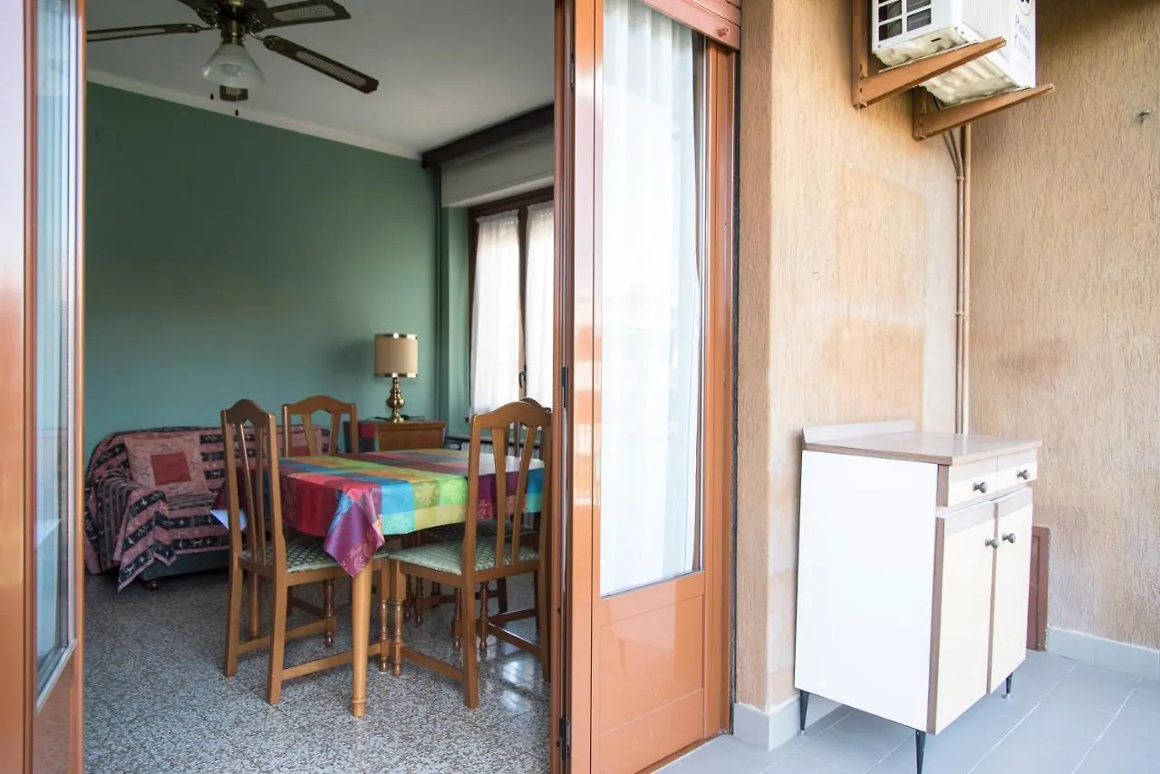 Youhosty - Suzzani 269 Apartment Milan