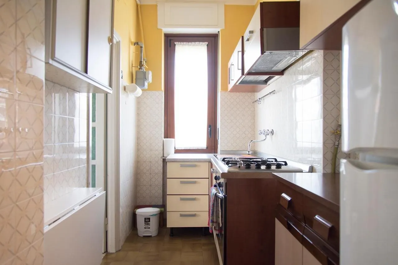 Youhosty - Suzzani 269 Apartment Milan